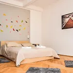 Diamond Astoria 4